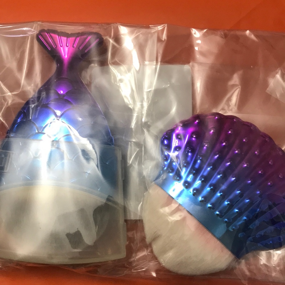 Mystic chubby mermaid & seashell brush set NEW BNIP